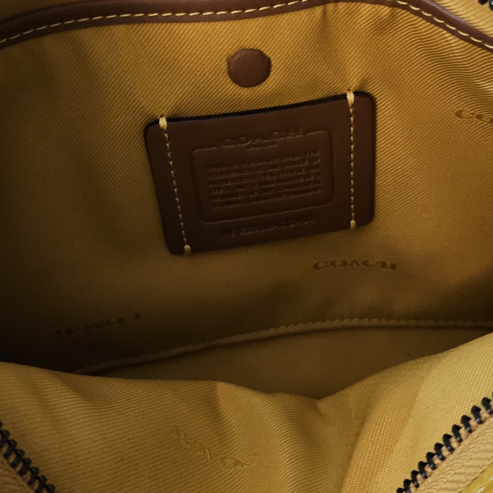 Coach Cary Leather Shoulder Bag Yellow - Picture 4 of 9